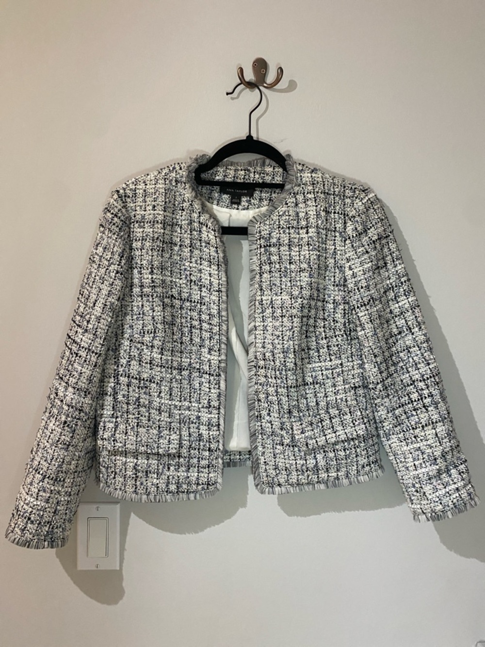 Ann Taylor Pattern Tweed Cropped Blazer